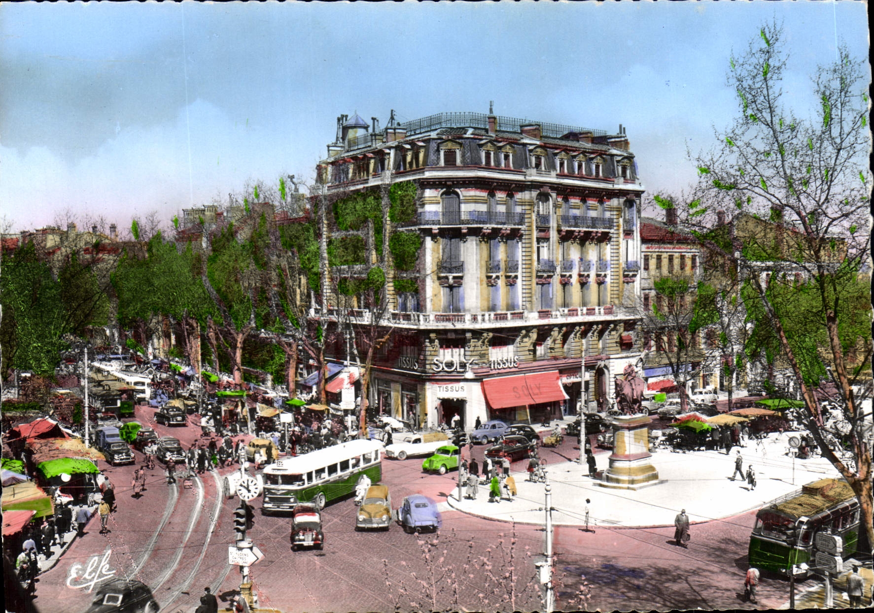 CPSM Toulouse La ville Rose Carrefour Boulevard Strasbourg Place Jeanne d'Arc