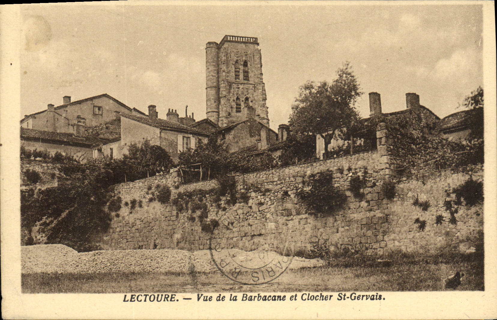 CPA Lectoure Vue de la Barbacane et Clocher St Gervais