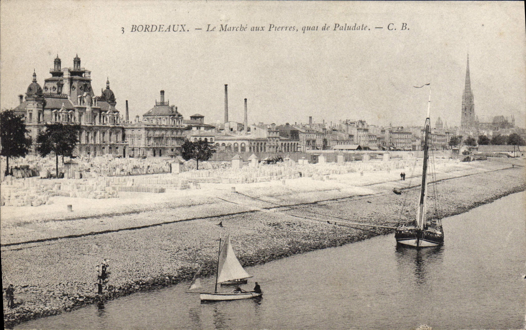 CPA Bordeaux Le Marché aux Pierres quai de Paludate