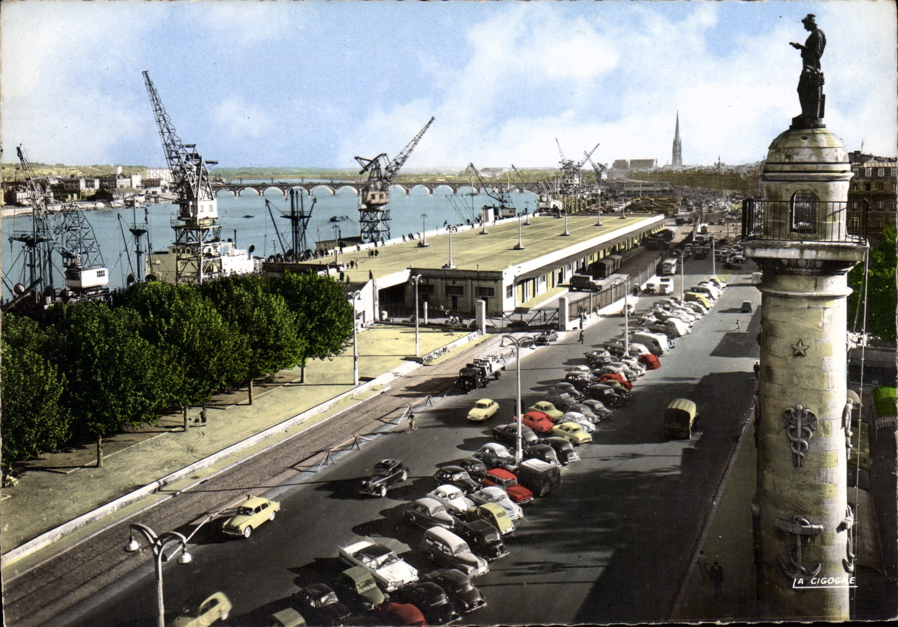 CPSM Bordeaux Les Quais
