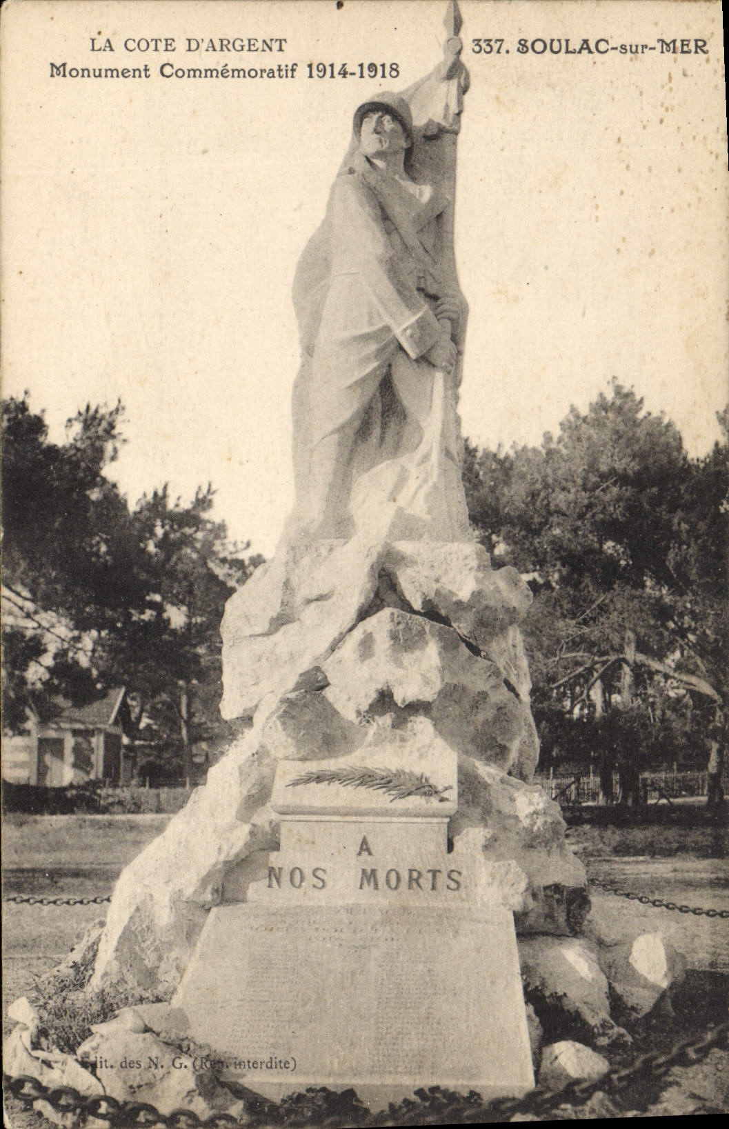 CPA La Cote D'Argent Monument Commemoratif Soulac sur Mer