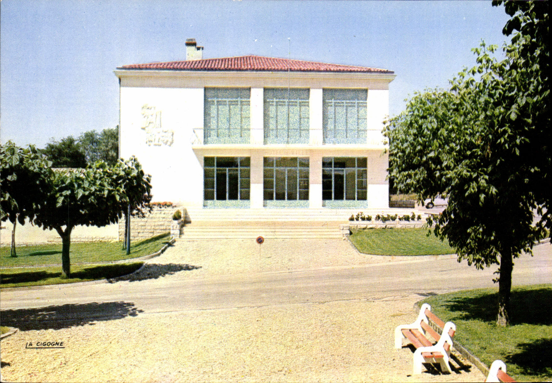 CPSM Eysines Pres Bordeaux L'Hotel de Ville