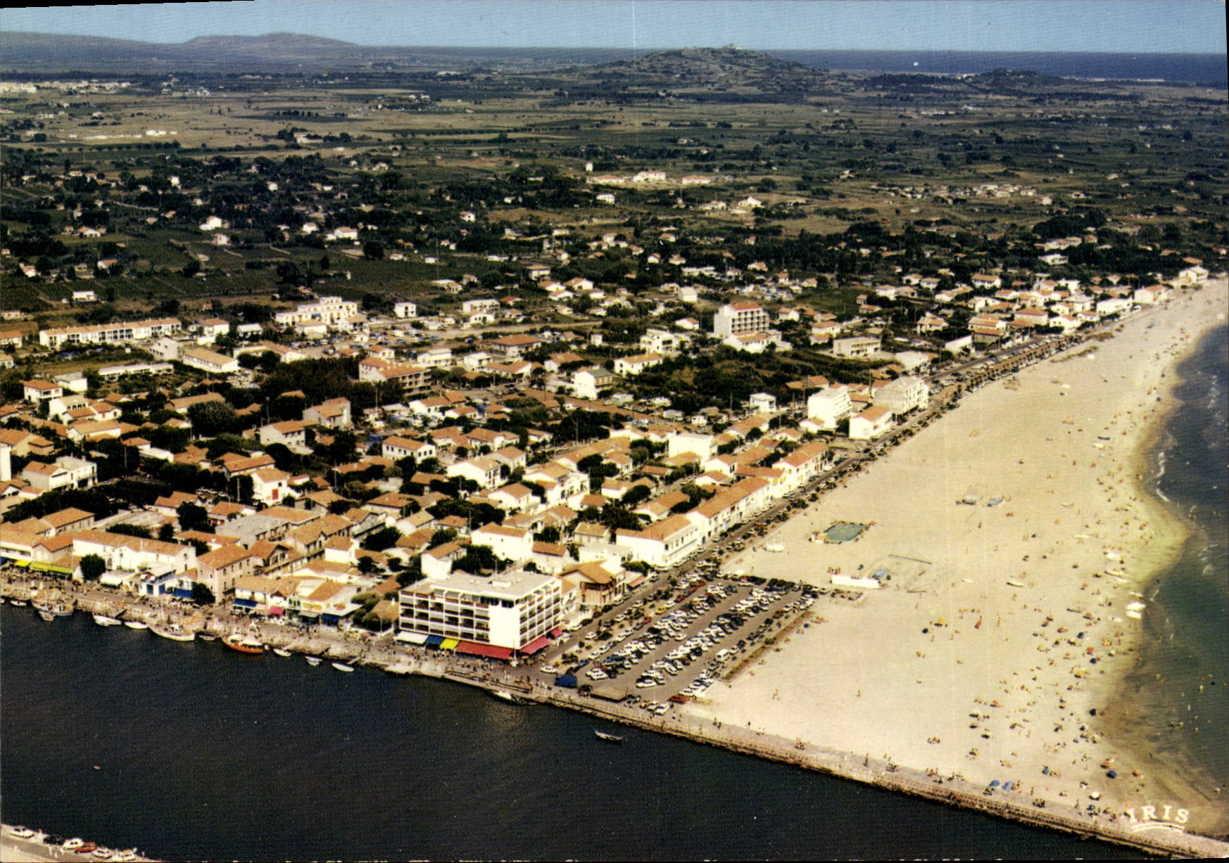 CPSM Le Grau D'Agde Vue Generale La Plage