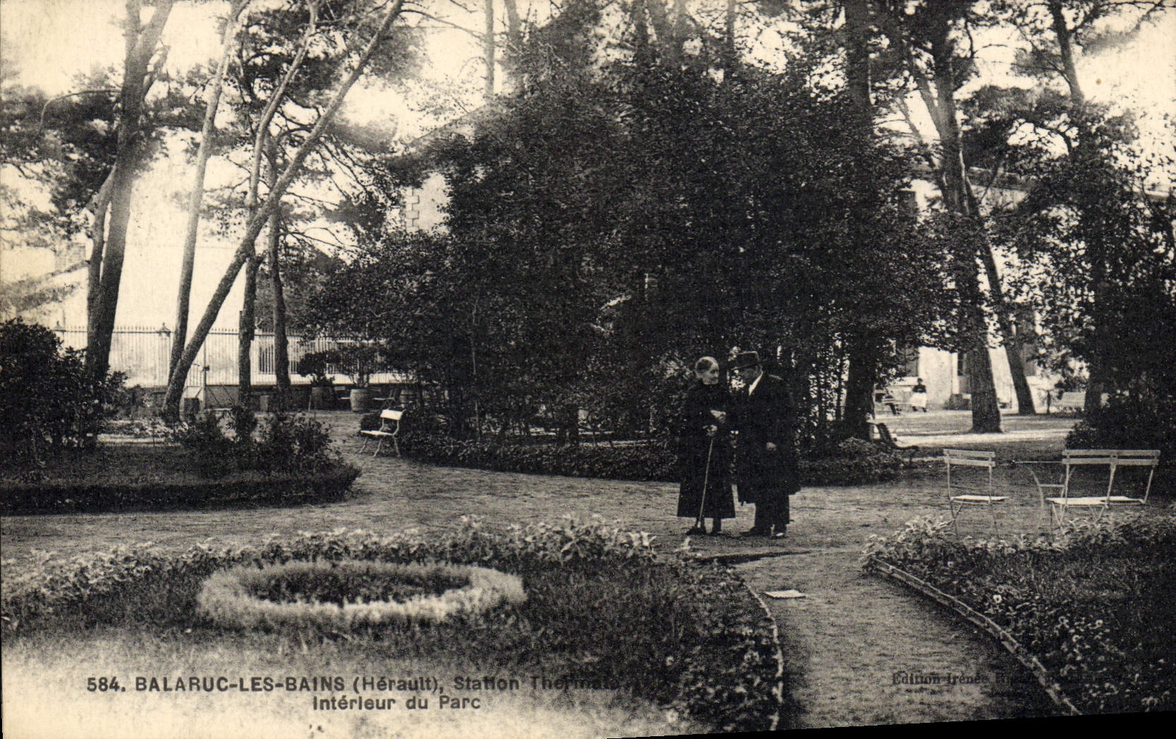 CPA BALaruc Les Bains Station Thermale parc