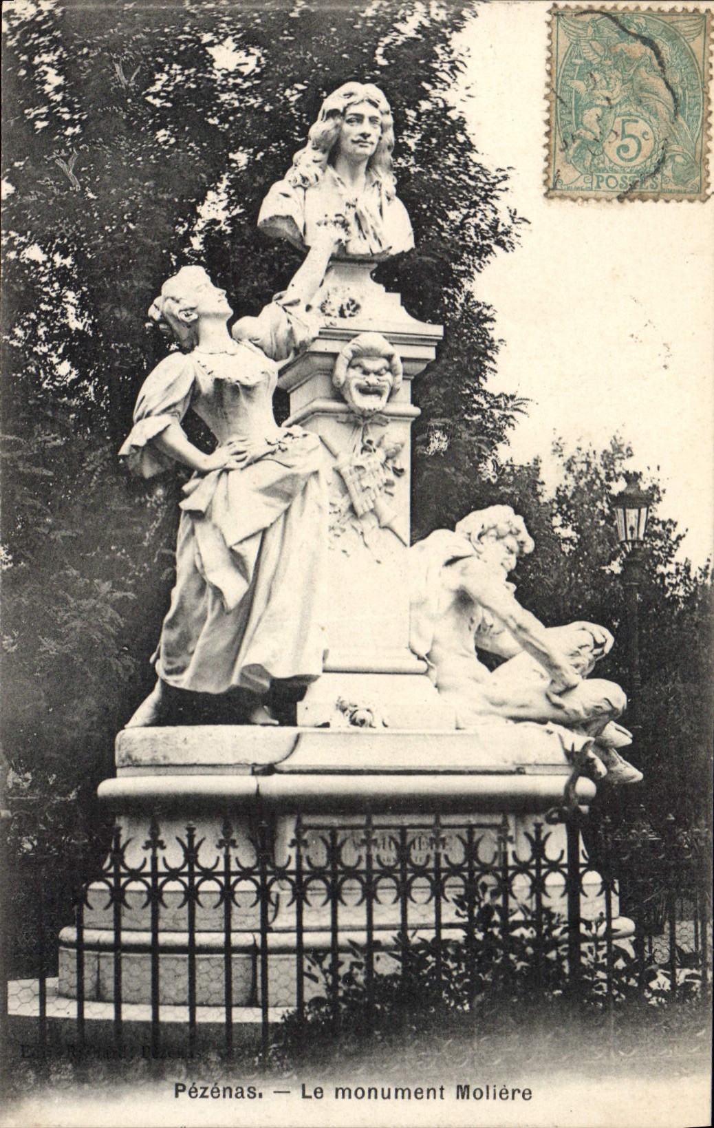 CPA Pezenas Le Monument Moliere