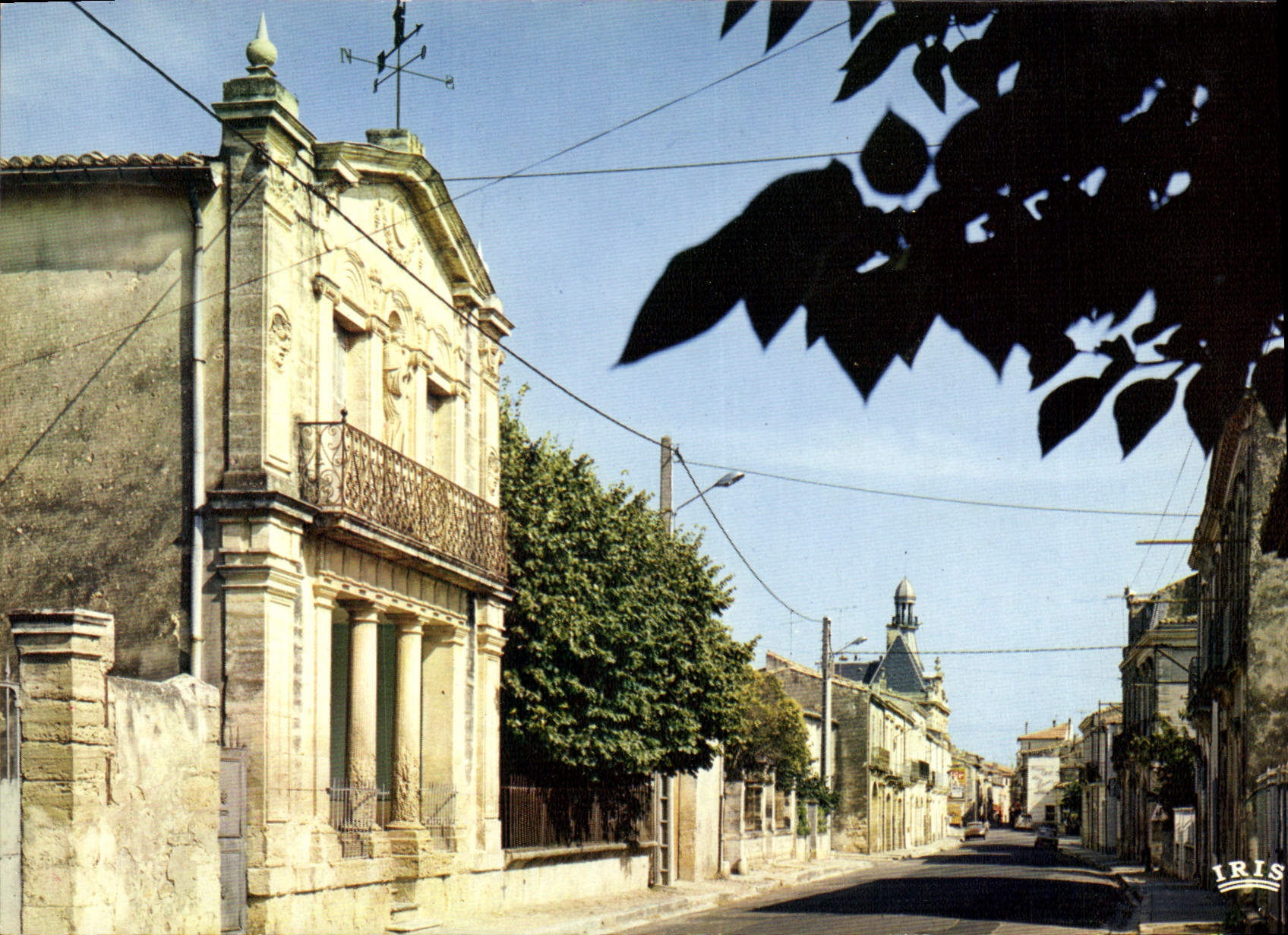 CPSM Villeneuve Les Maguelonne La Rue Principale
