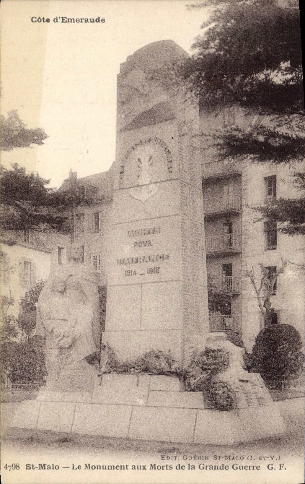 CPA Saint Malo Le Monument Aux Morts De la Grande Guerre
