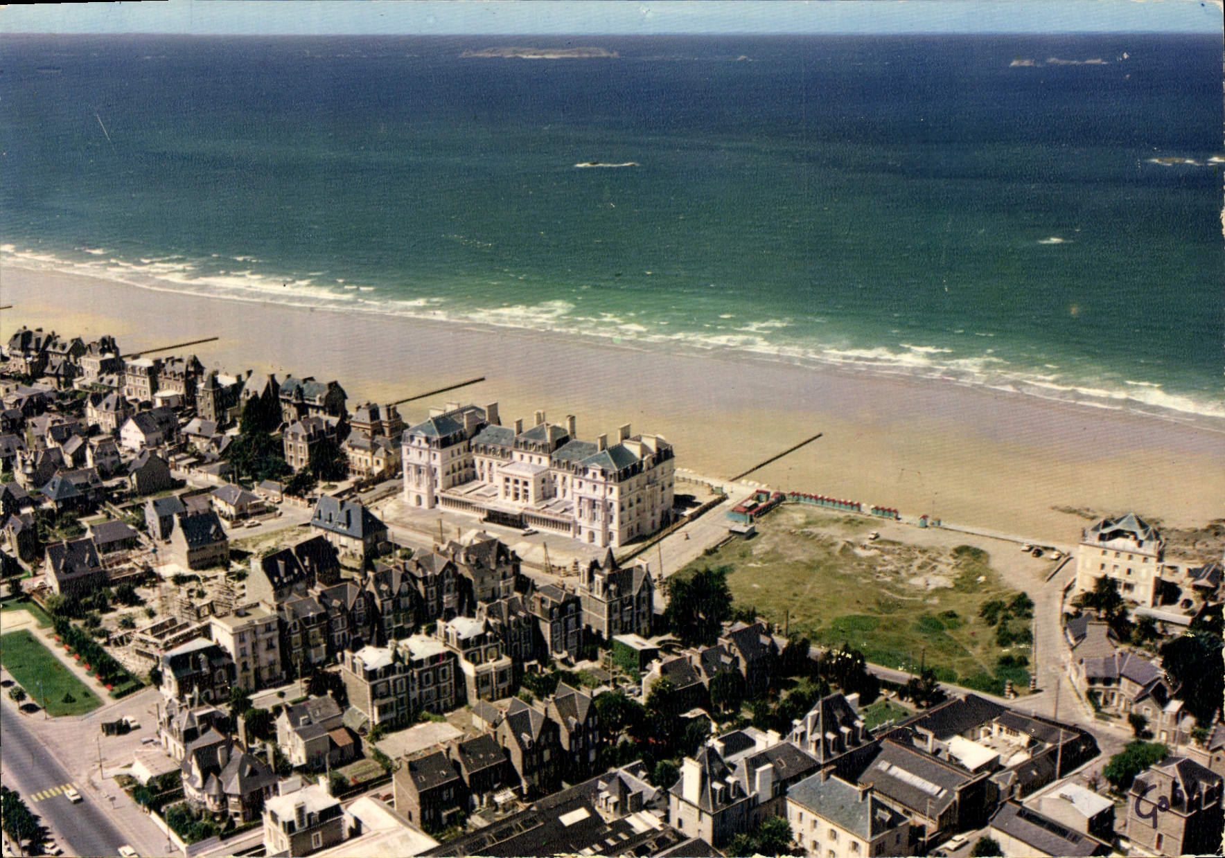 CPSM Saint Malo Parame Les Thermes Marins Et La Plage