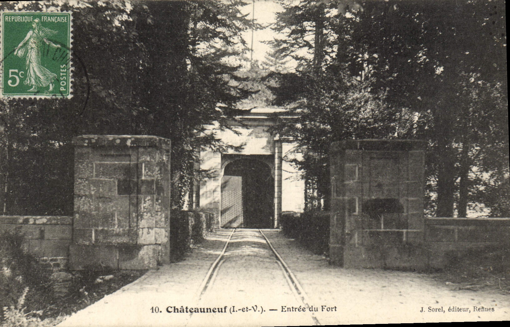 CPA Chateauneuf Entree Du Fort