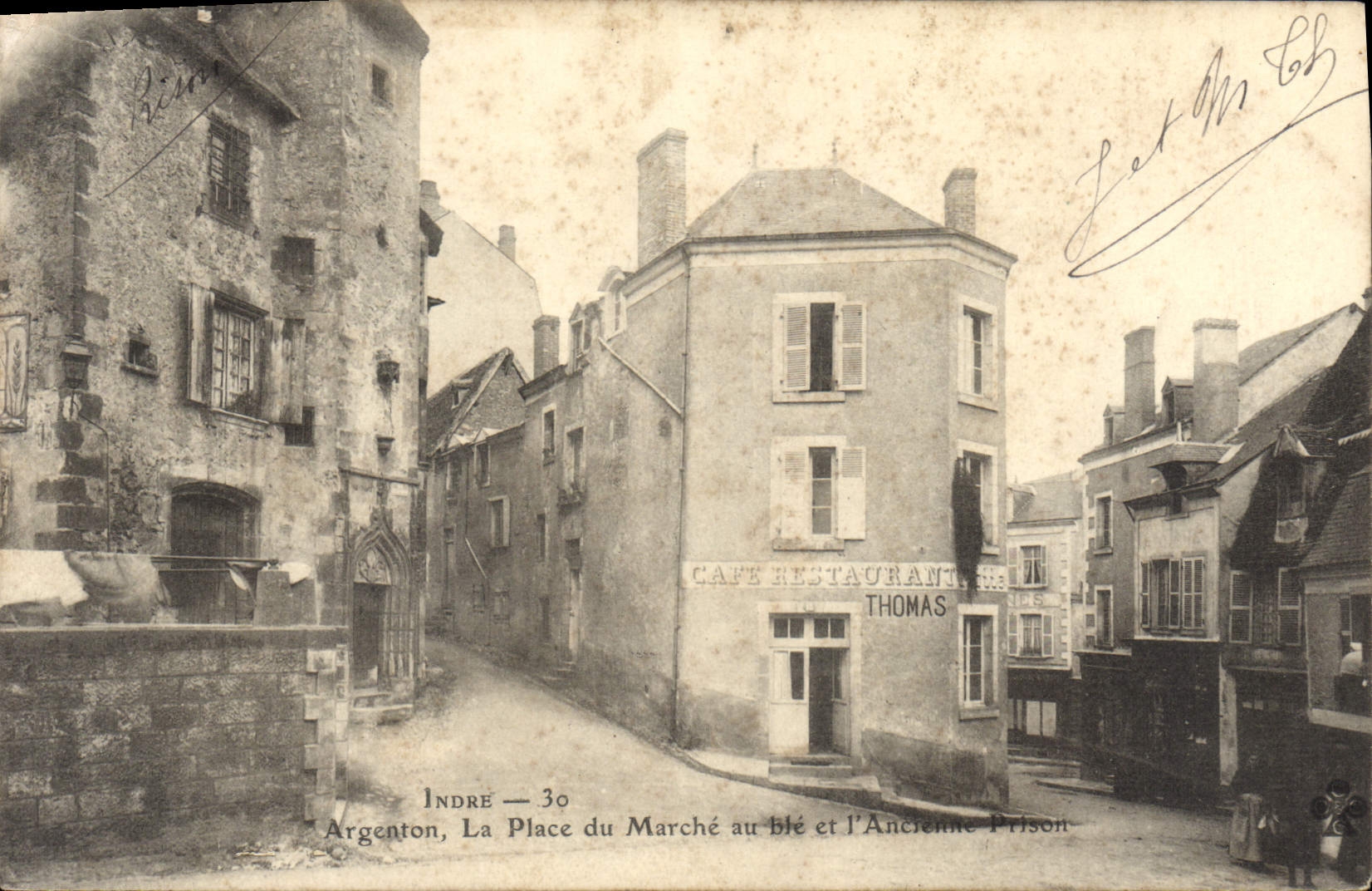 CPA Argenton La Place Du Marché Au Blé Et I'Ancienne Prison