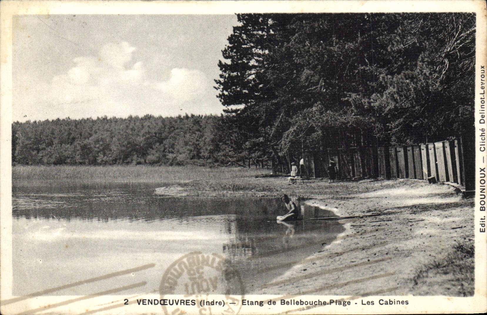 CPA Vendoeuvres Etang De Bellebouche Plage Les Cabines