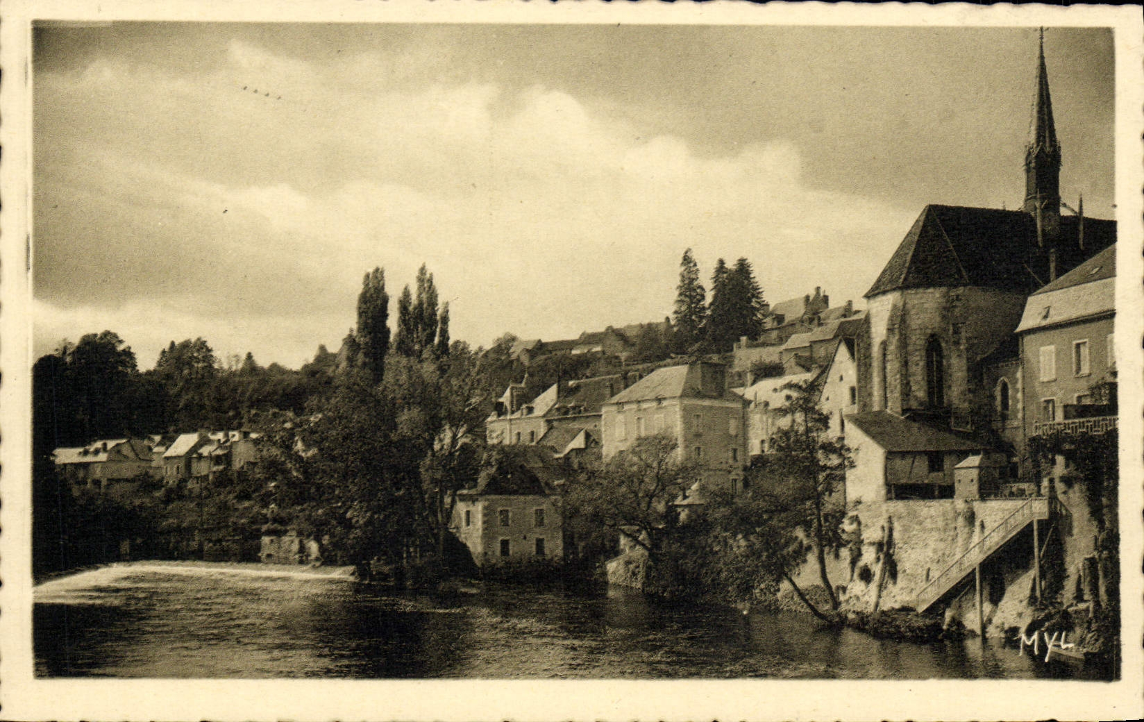 CPA Argenton Eglise St Benoit Et Bords De La Creuse