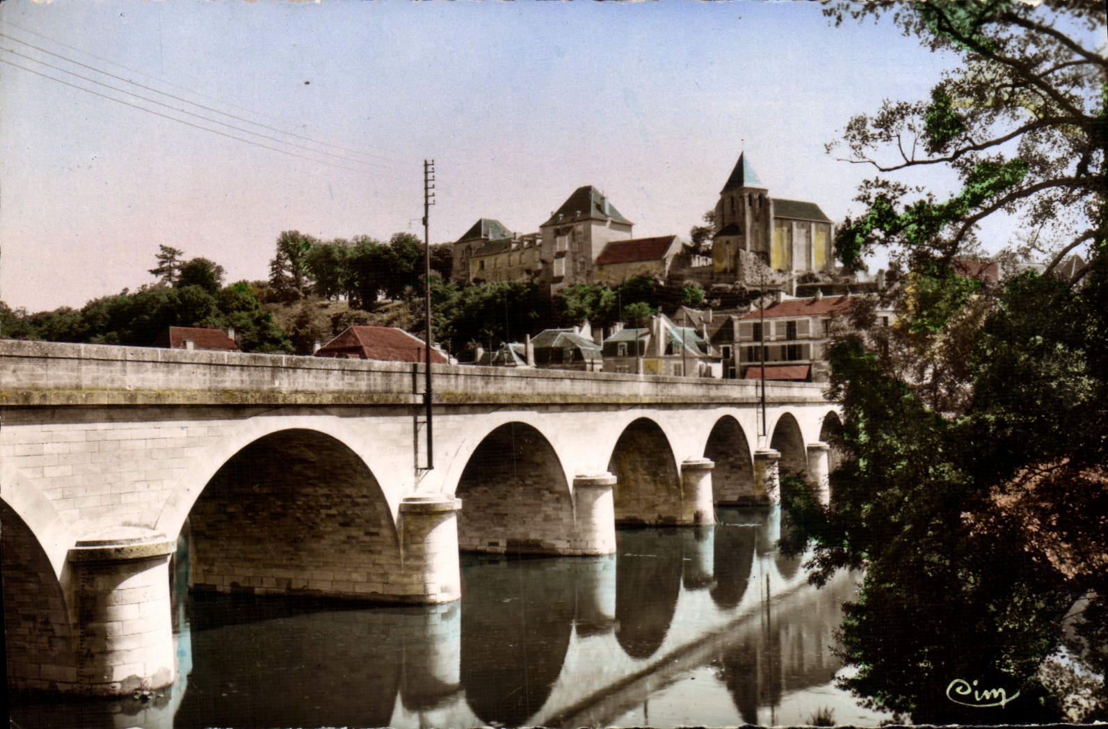 CPA Le Blanc Le Pont Et Le Vieux Chateau