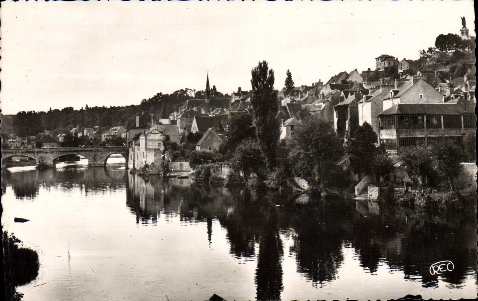 CPA Argenton Sur Creuse Indre Le Vieux Pont