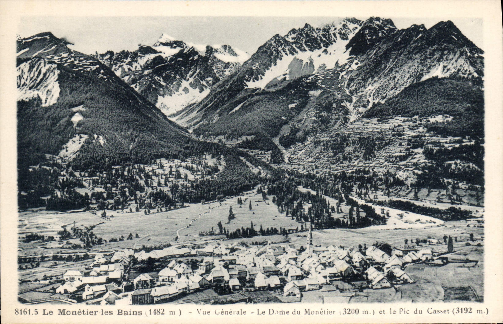 CPA Le Monetier Les Bains Vue Generale Le Dome Du Monetier