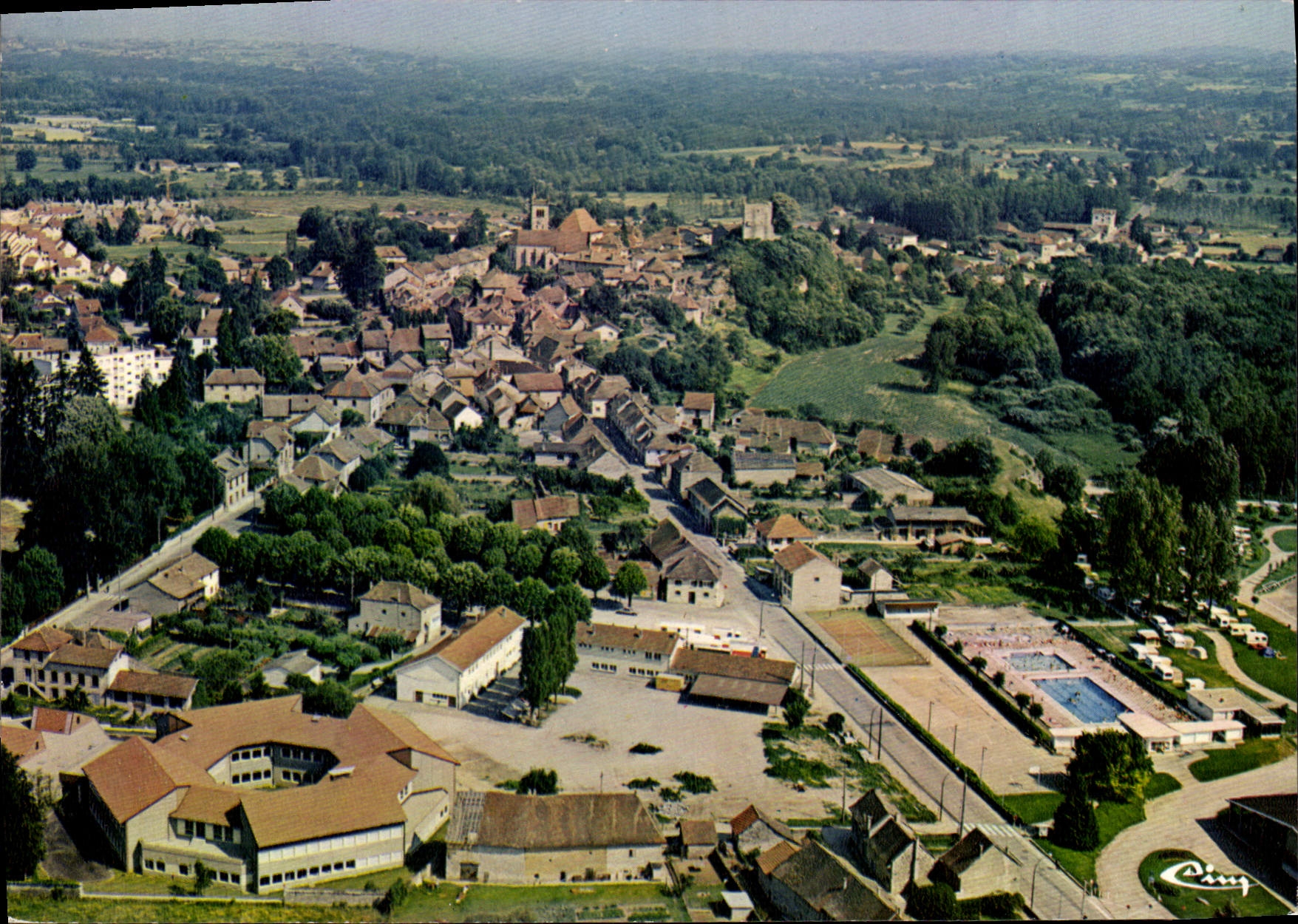 CPSM Morestel Cite Des Peintres Vue Generale Aerienne