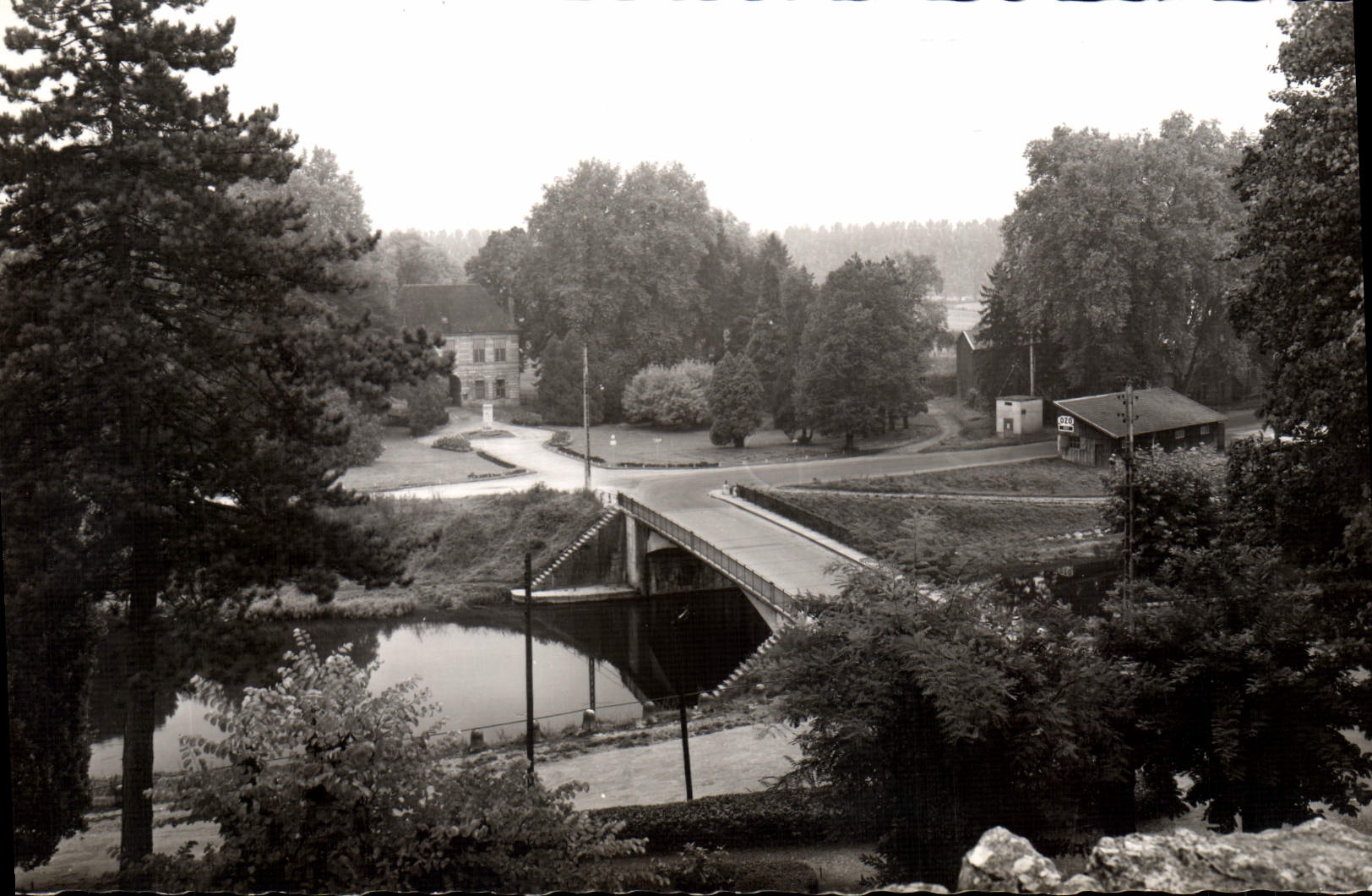 CPA Dole Pont Du Pasquier Sur Le Canal