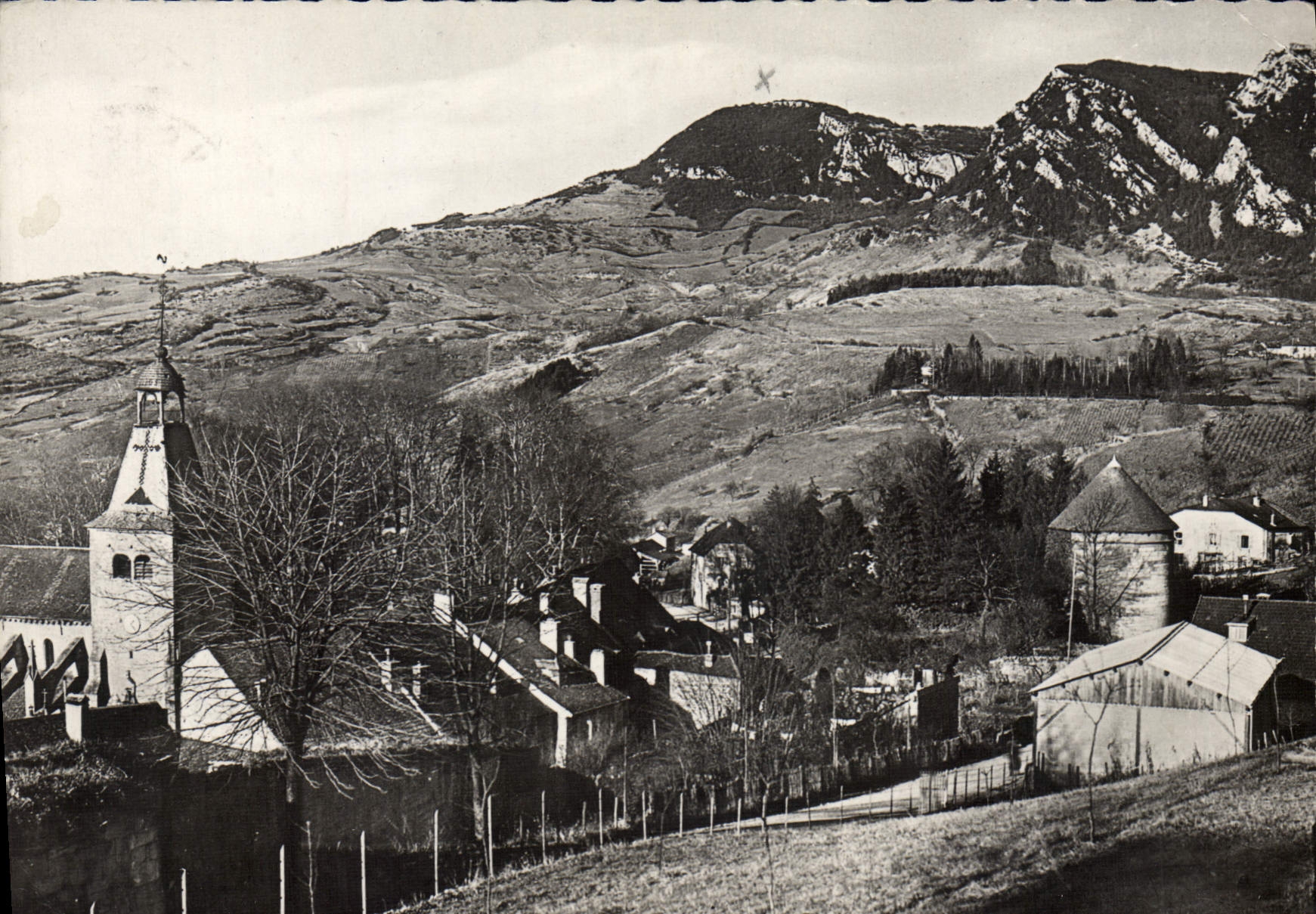 CPSM Salins Les Bains Saint Maurice La Tour Ronde Et Le Mont Poupet