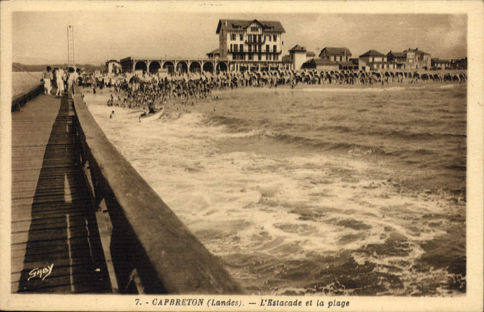 CPA Capbreton L'Estacade Et La Plage