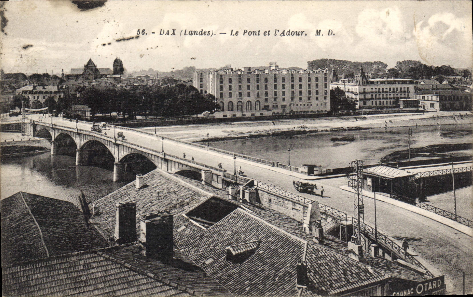 CPA Dax Le Pont Et I'Adour