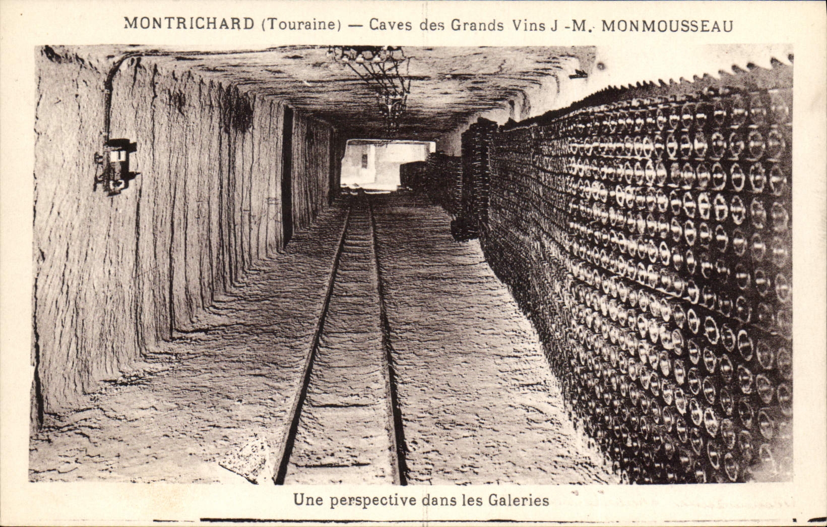CPA Montrichard Caves Des Grands Vins MONMOUSSEAU