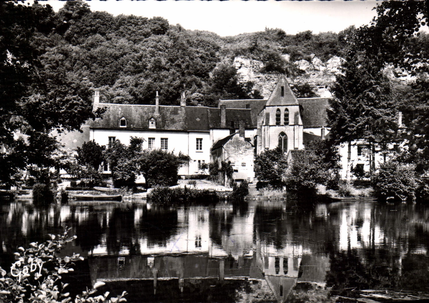 CPA Les Roches L'Eglise vue des Bords du Loir