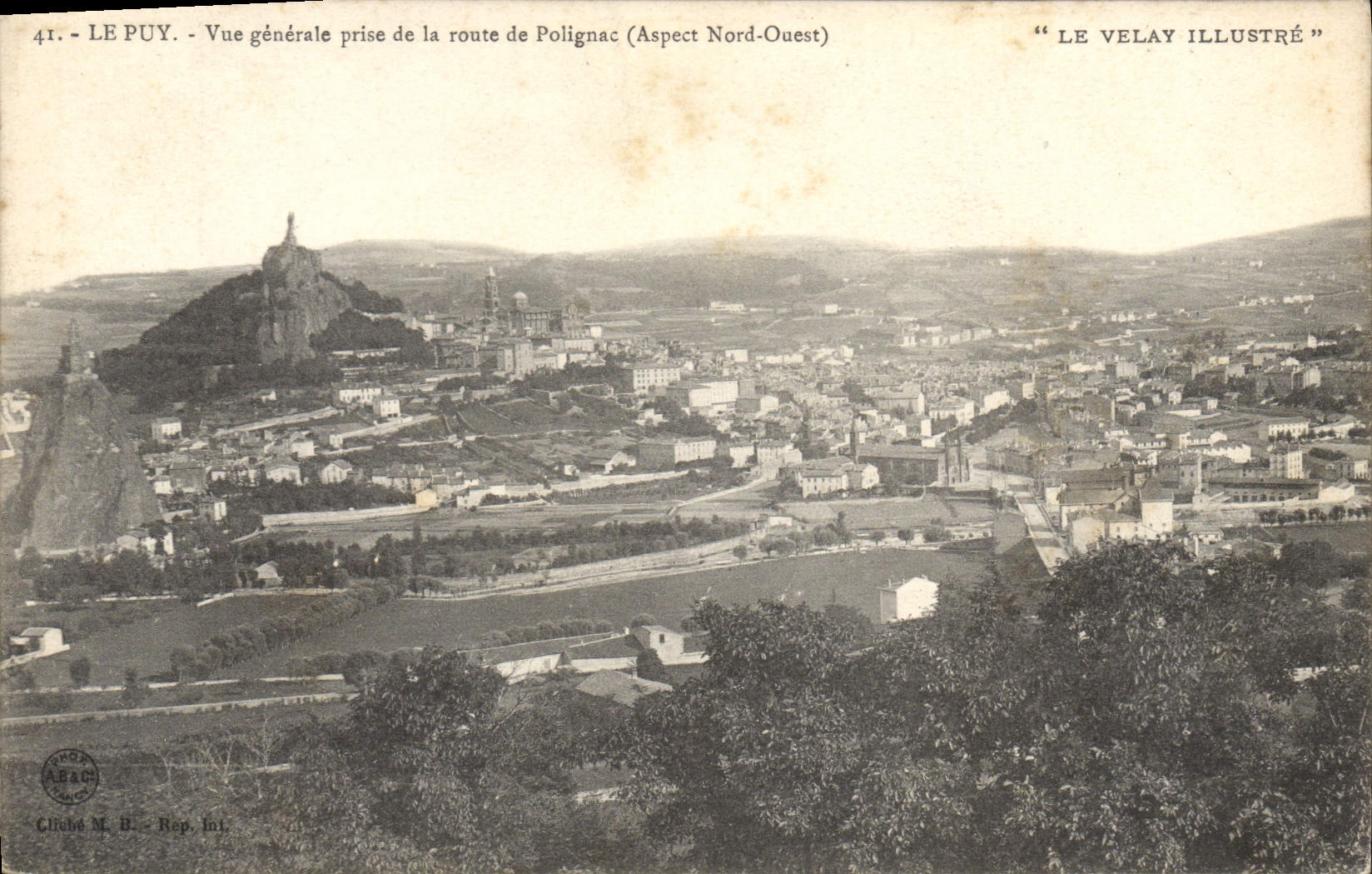 CPA Le Puy Vue Generale prise de la route de Polignac