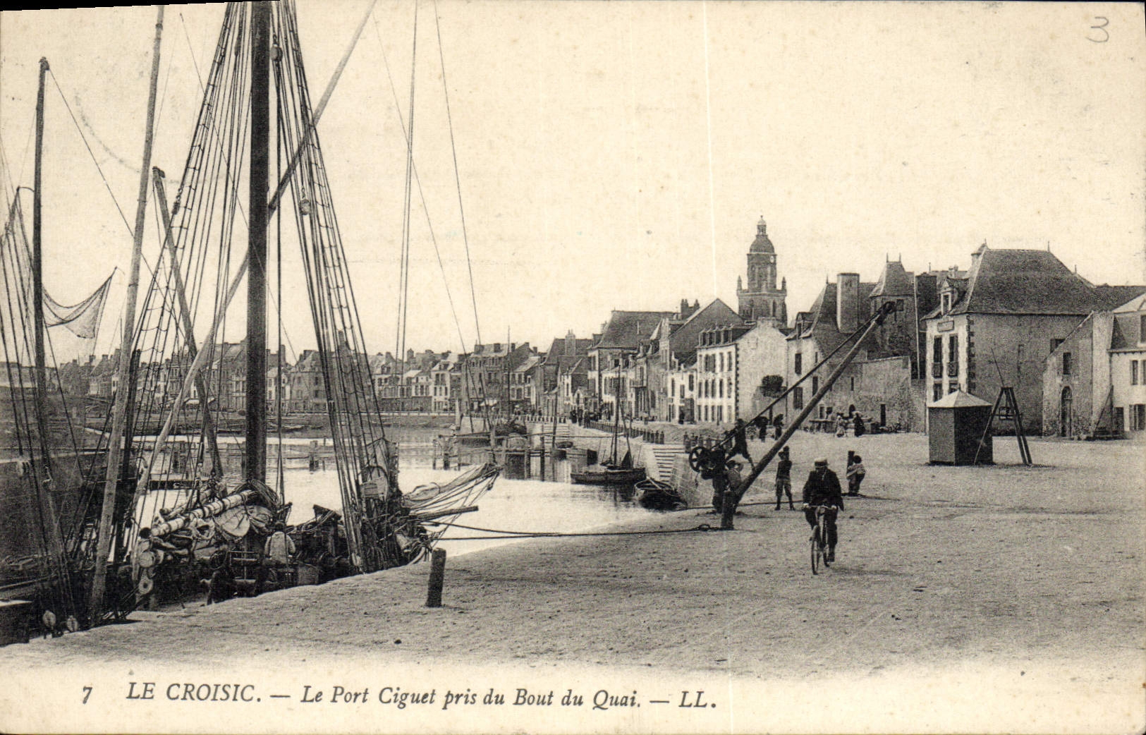CPA Le Croisic Le Port Ciguet pris du Bout du Quai