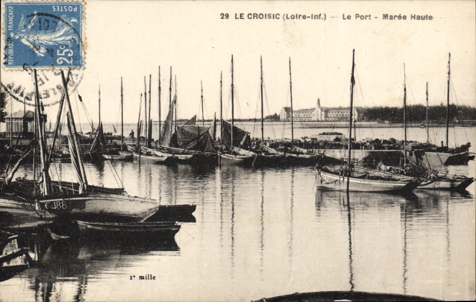 CPA Le Croisic Le Port Maree Haute
