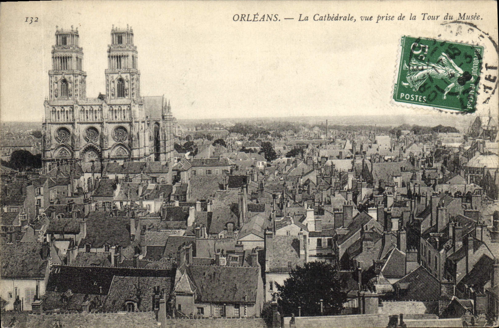 CPA Orleans La Cathedrale Vue Prise De La Tour Du Musee