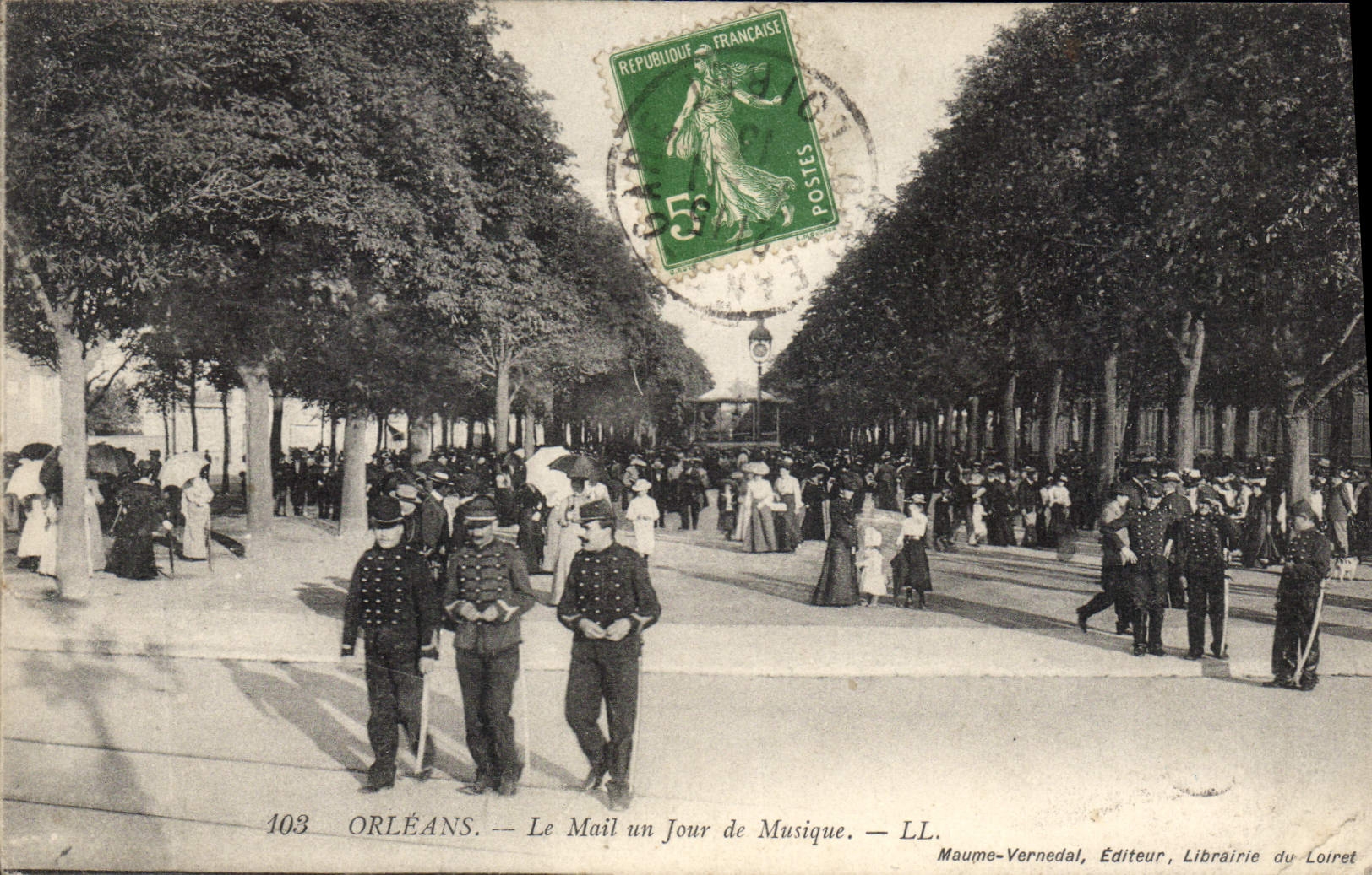 CPA Orleans Le Mail Un Jour De Musique
