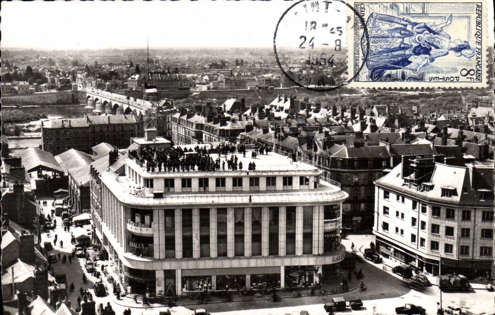 CPA Orleans Les Galeries Orleanaises