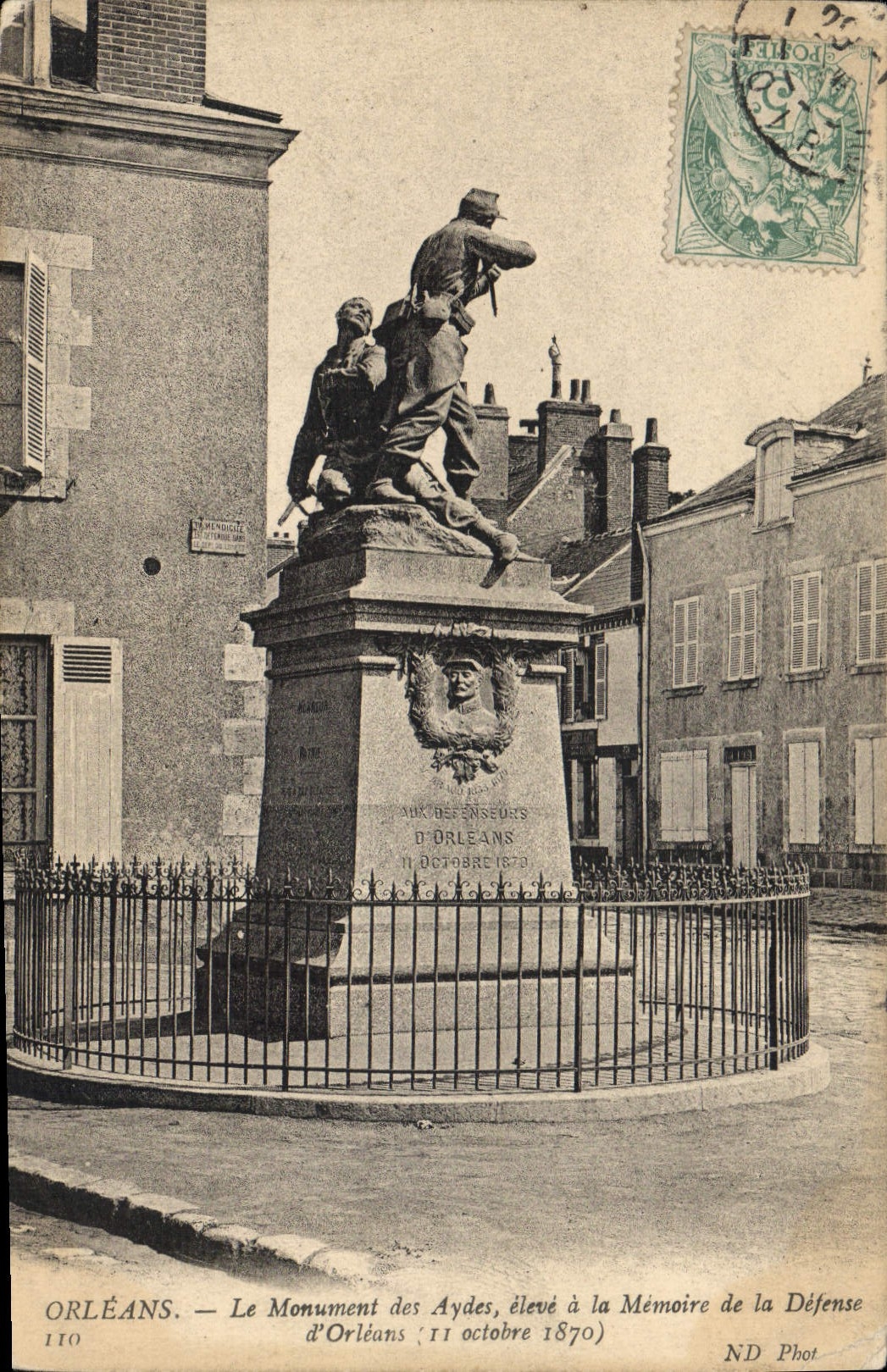 CPA Orleans Le Monument Des Aydes 11 octobre 1870