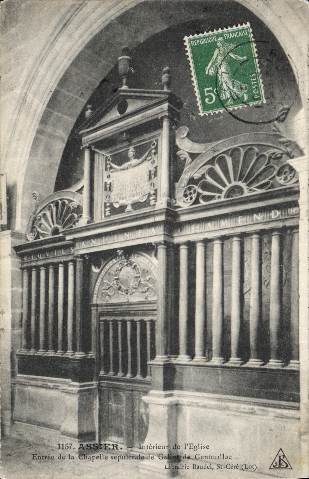 CPA Assier Interieur De I'Eglise