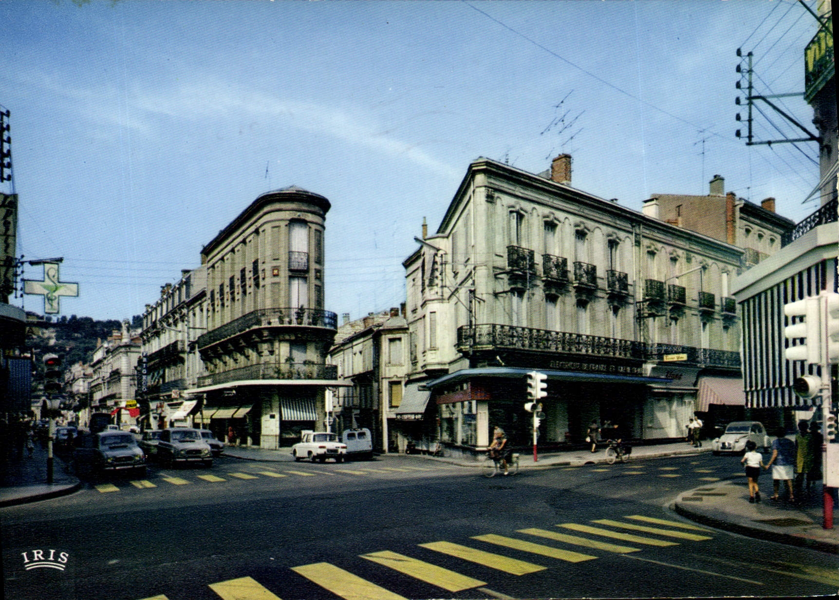CPSM Agen Le Carrefour Des Boulevards Carnot République