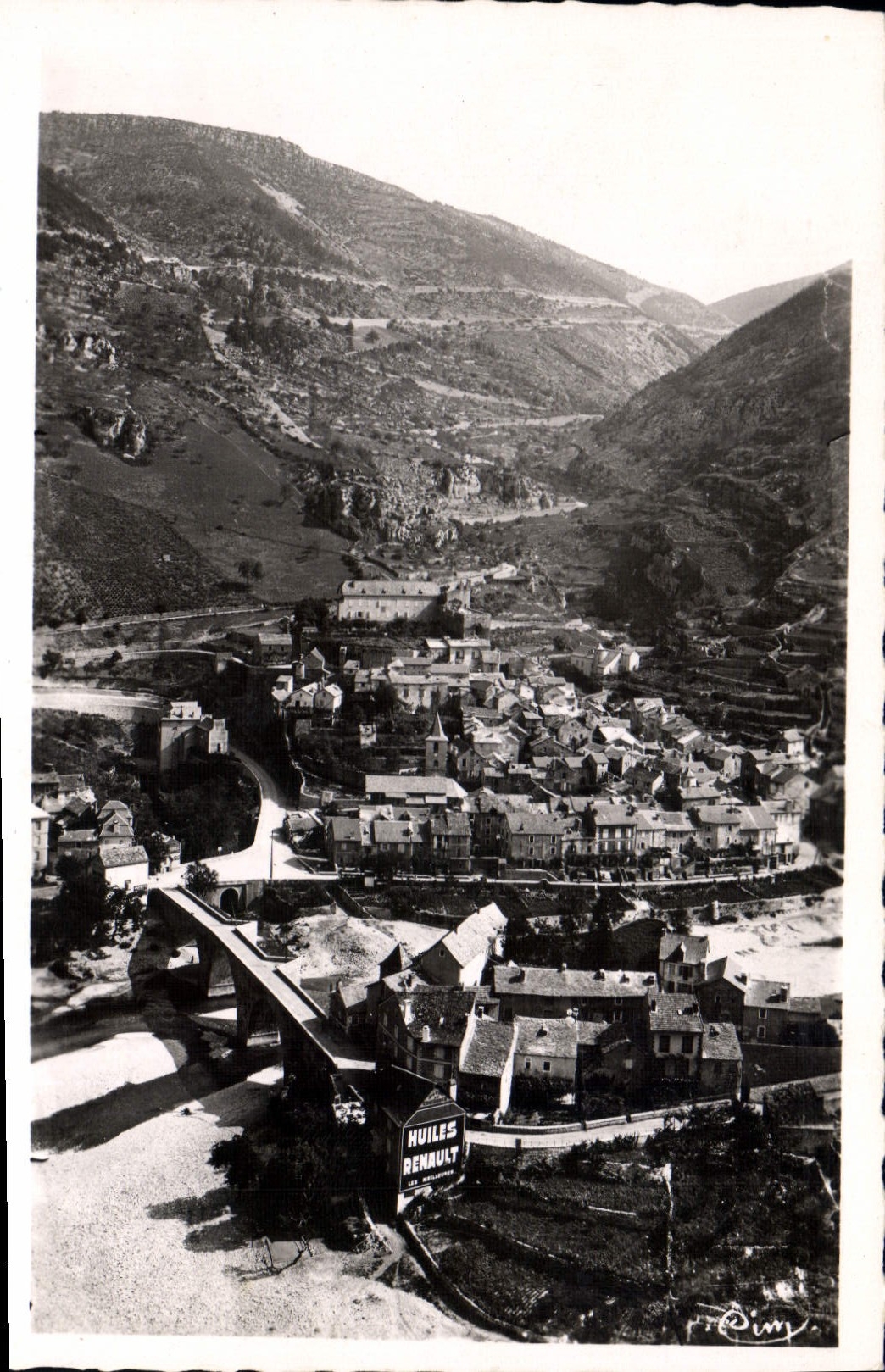 CPA Gorges Du Tarn Vue Panoramique Ste Enimie