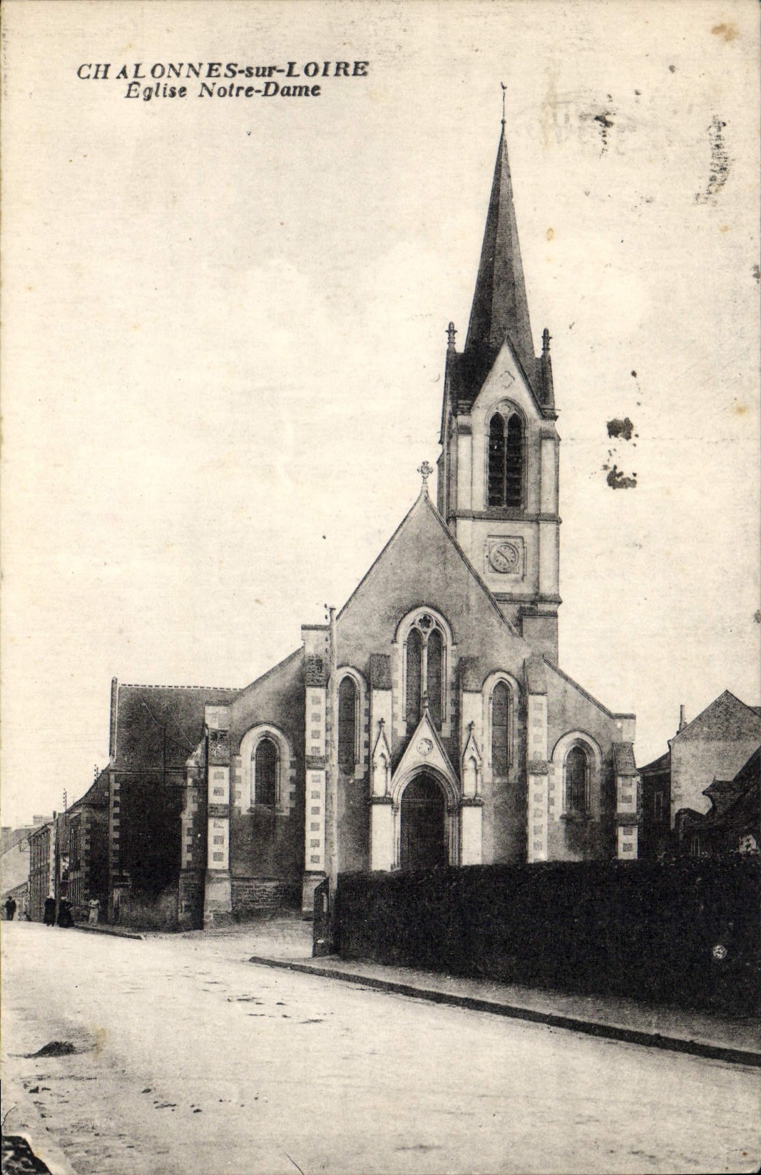 CPA Chalonnes Sur Loire Eglise Notre Dame