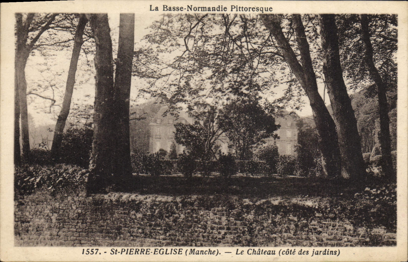 CPA St Pierre Eglise Le Chateau