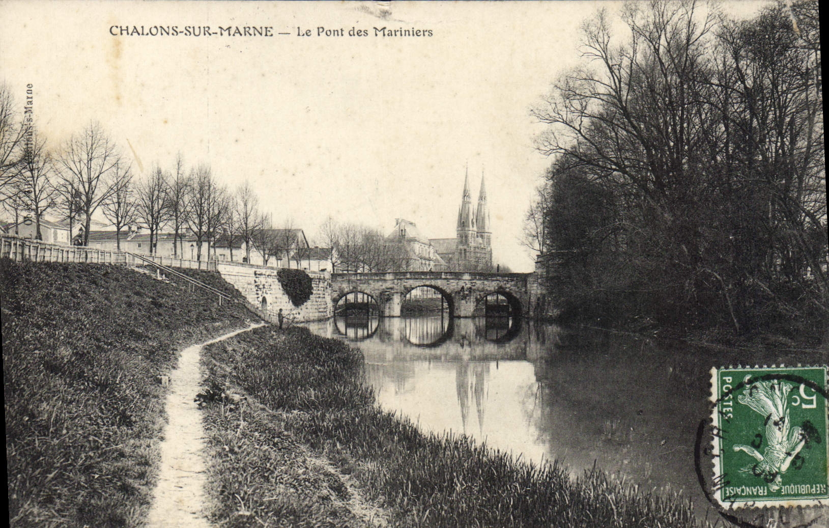 CPA Chalons Sur Marne Le Pont Des Mariniers