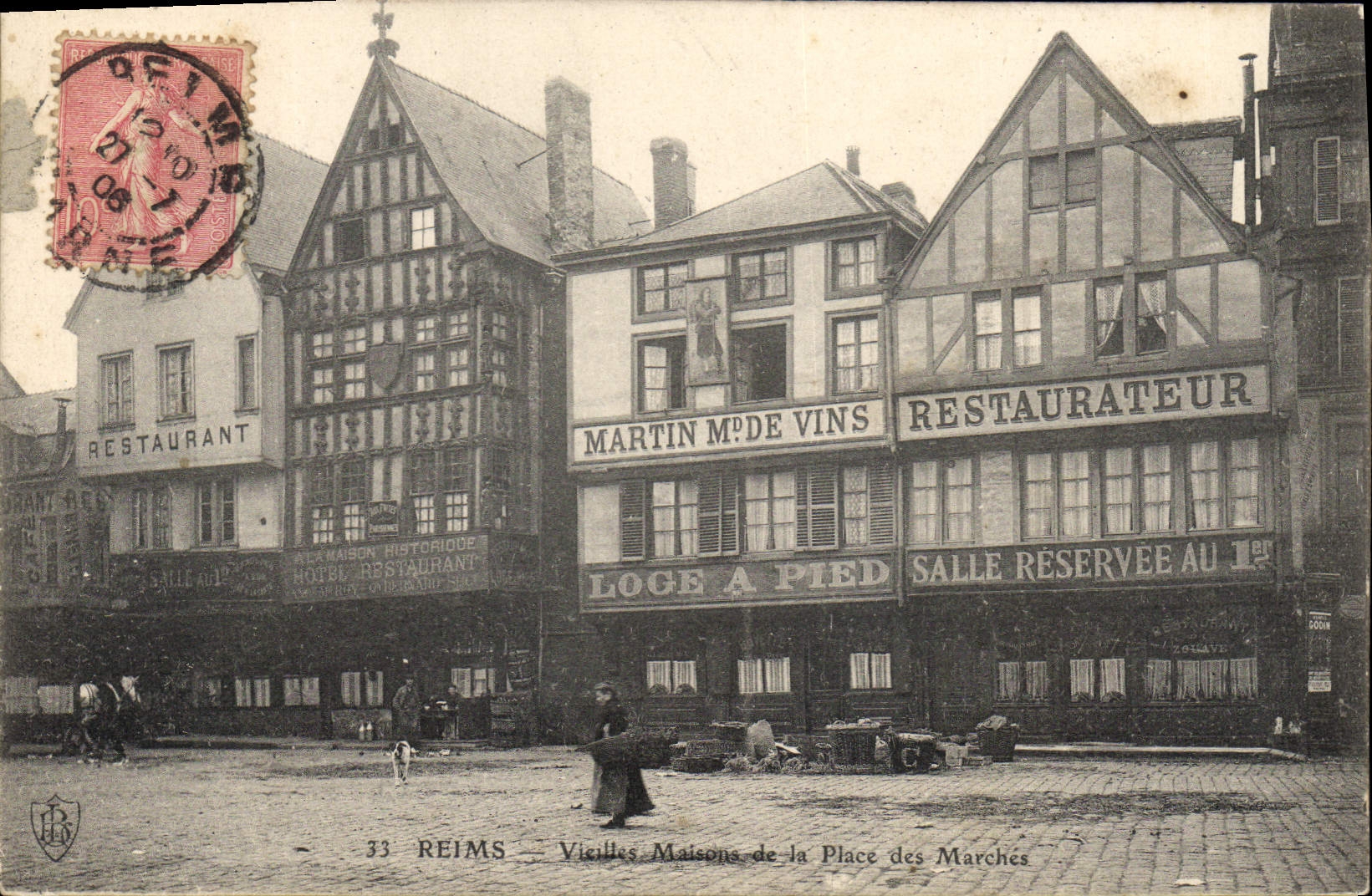 CPA Reims Vieilles Maisons De La Place Des Marches