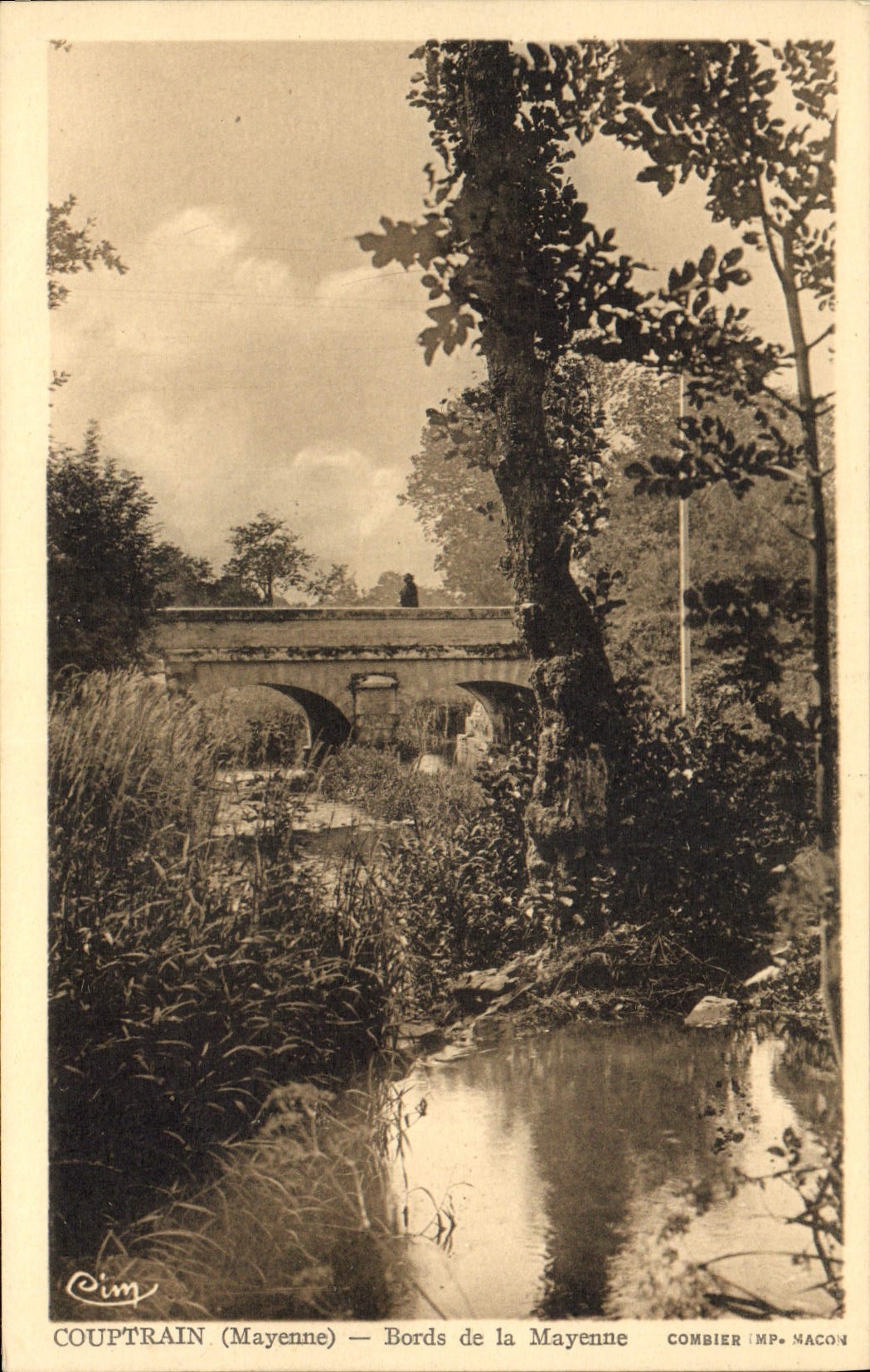 CPA Couptrain Mayenne Bords De La Mayenne