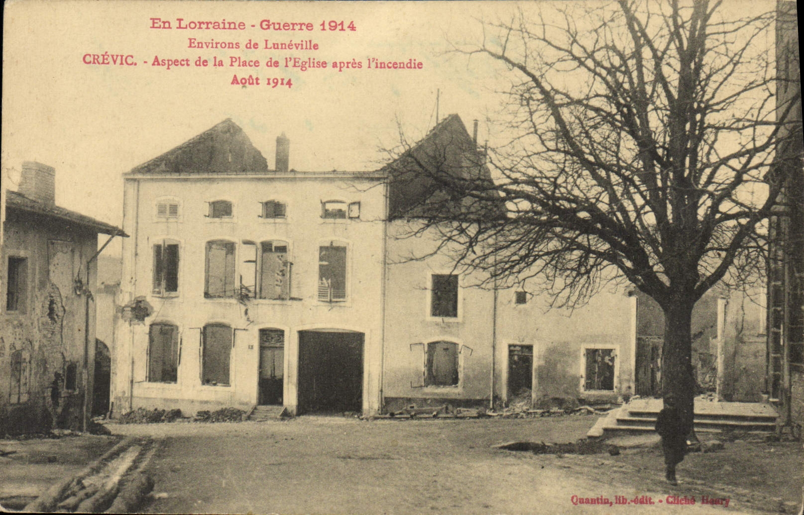 CPA Crevic Aspect De La Place De I'Eglise Apres I'Incendie