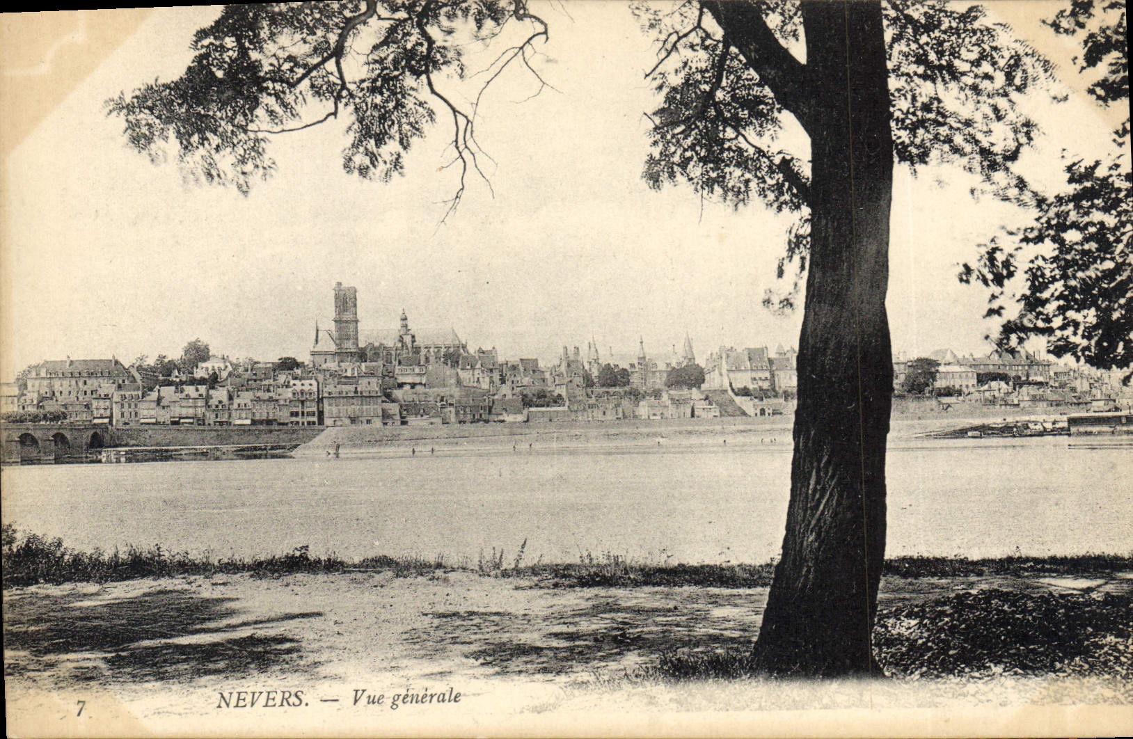 CPA Nevers Vue Generale