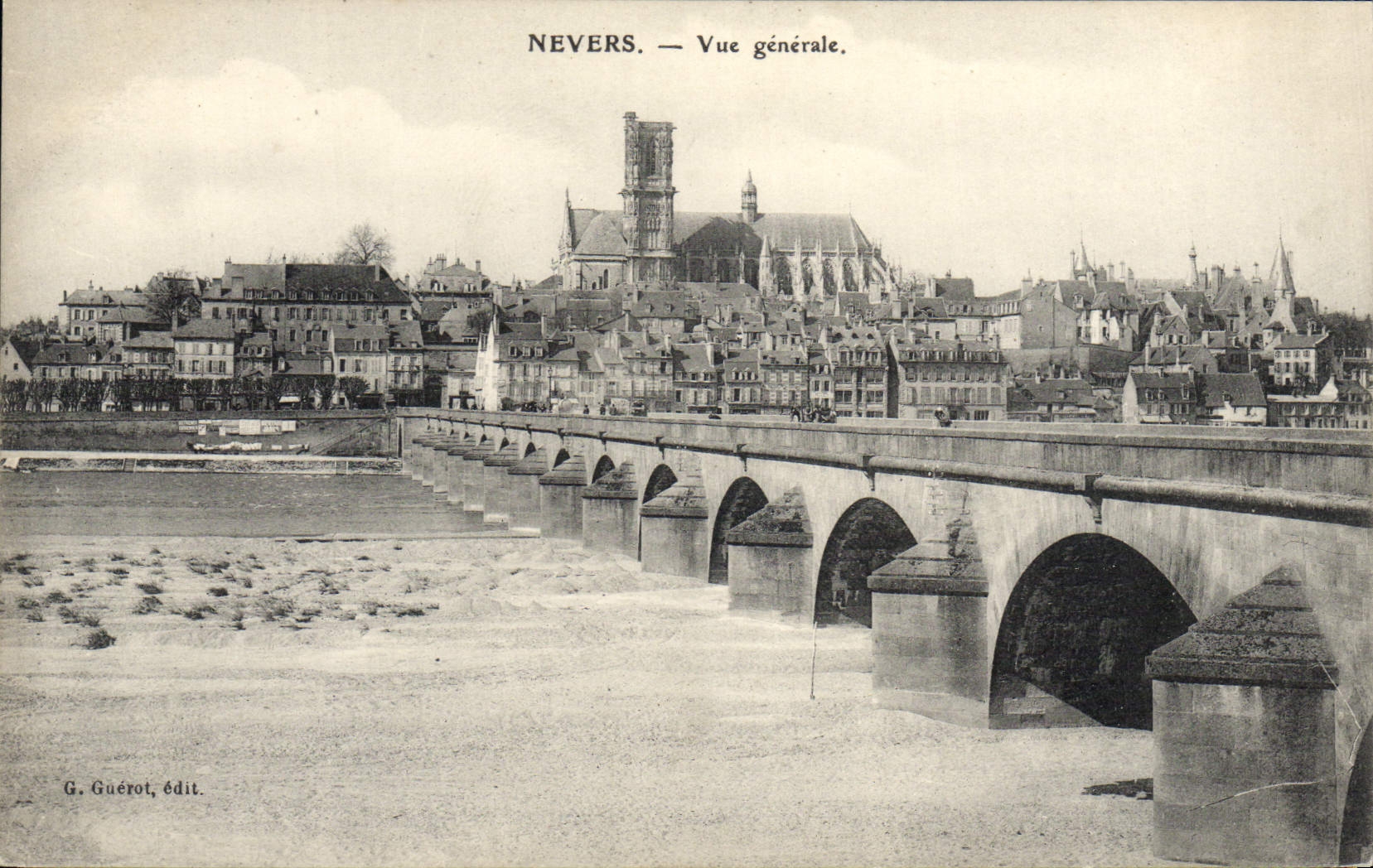 CPA Nevers Vue Generale