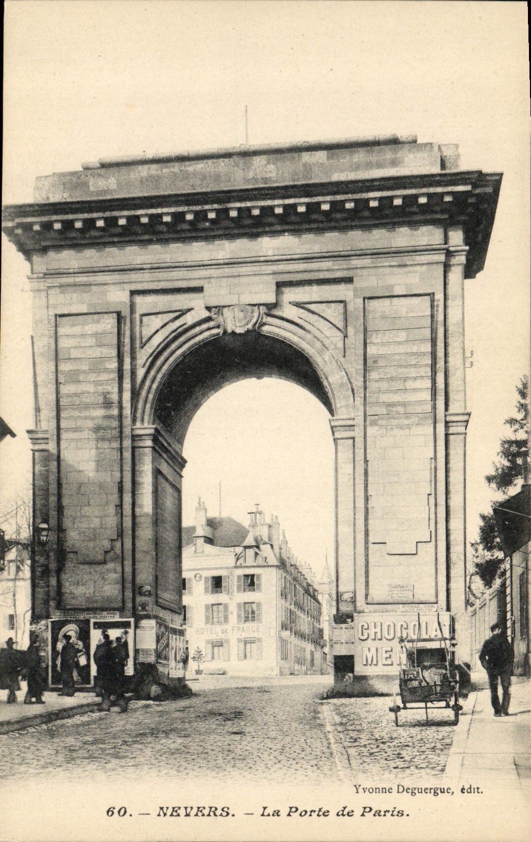 CPA Nevers La Porte De Paris