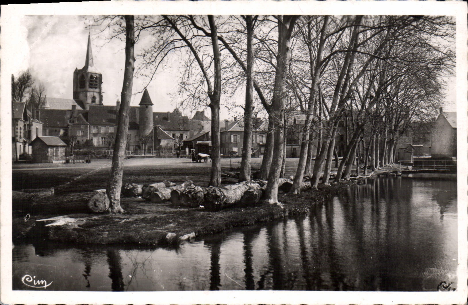 CPA Moulins Engilbert Champ De Foire