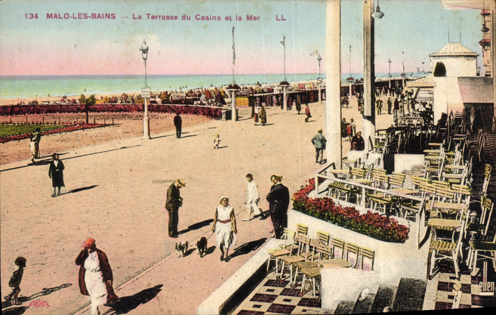 CPA Malo Les Bains La Terrasse Du Casino Et La mer