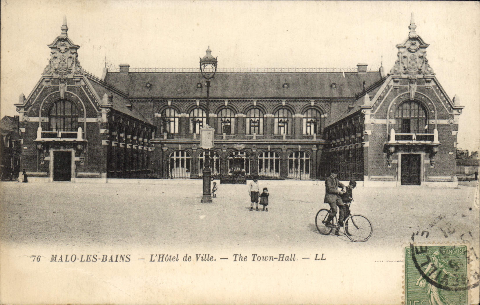 CPA Malo Les Bains L'Hotel De Ville