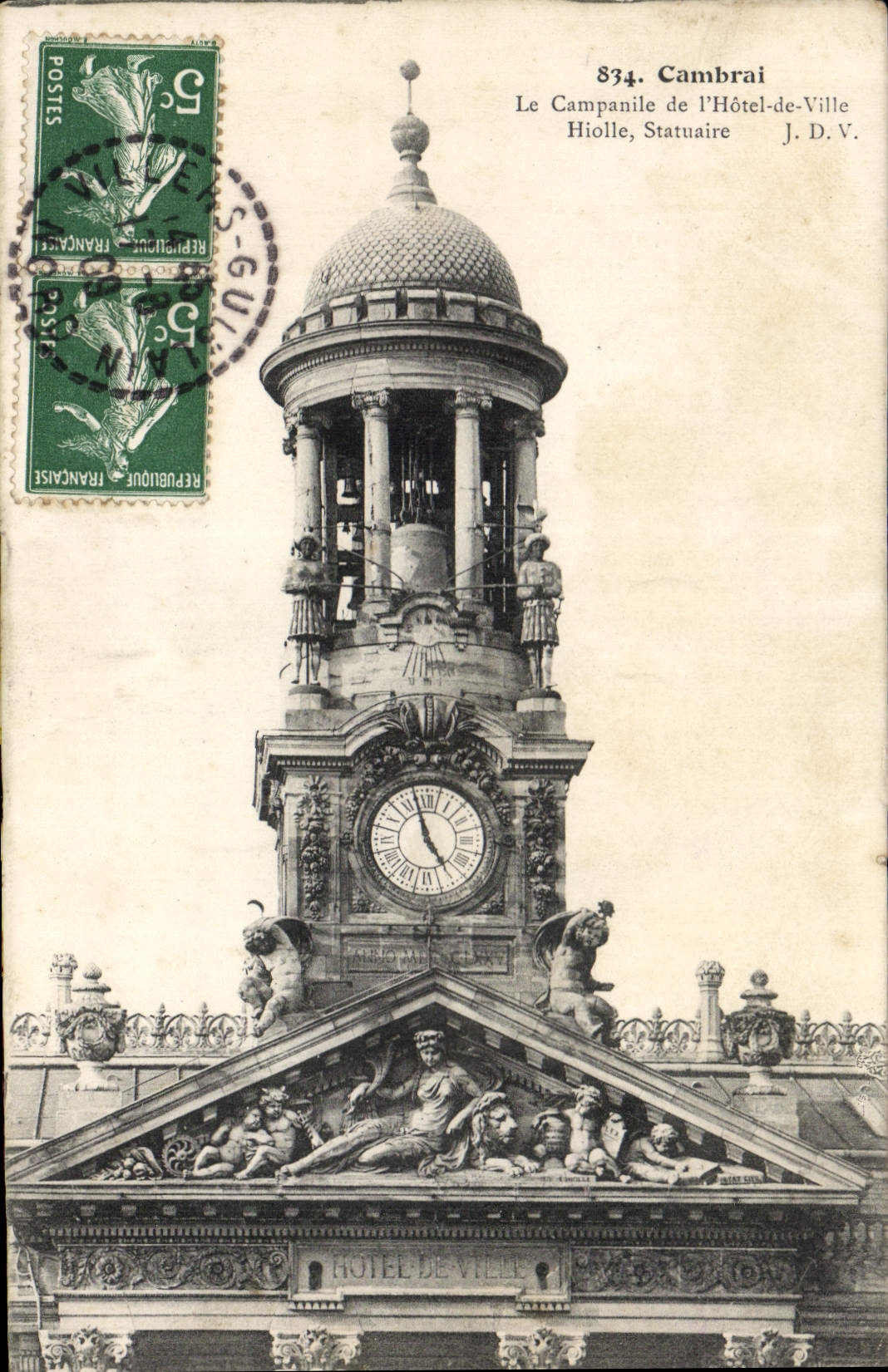 CPA Cambrai Le Campanile De I'Hotel De Ville