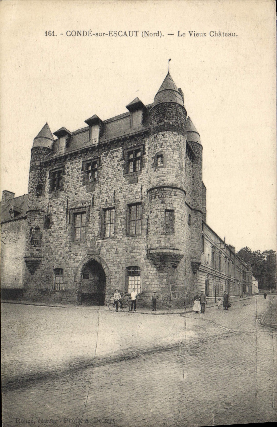 CPA Conde Sur Escaut Le Vieux Chateau
